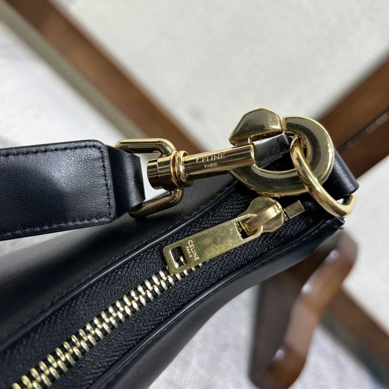 Ce1i*e ava bags